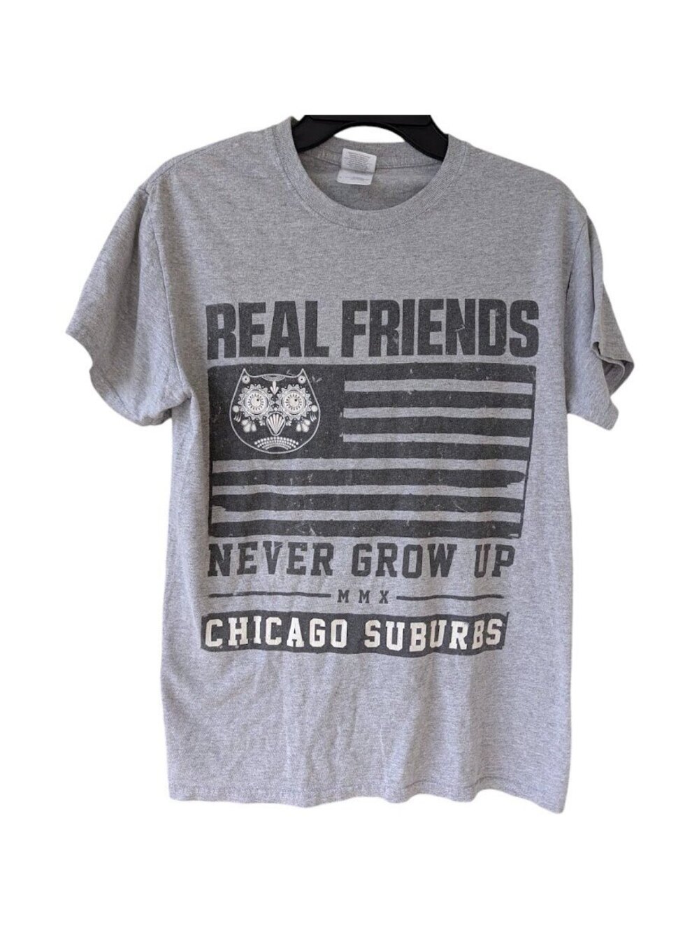 Real Friends Band Men S Flag T-Shirt Pop Punk Never Grow Up Gray 18.5x26 Chicago